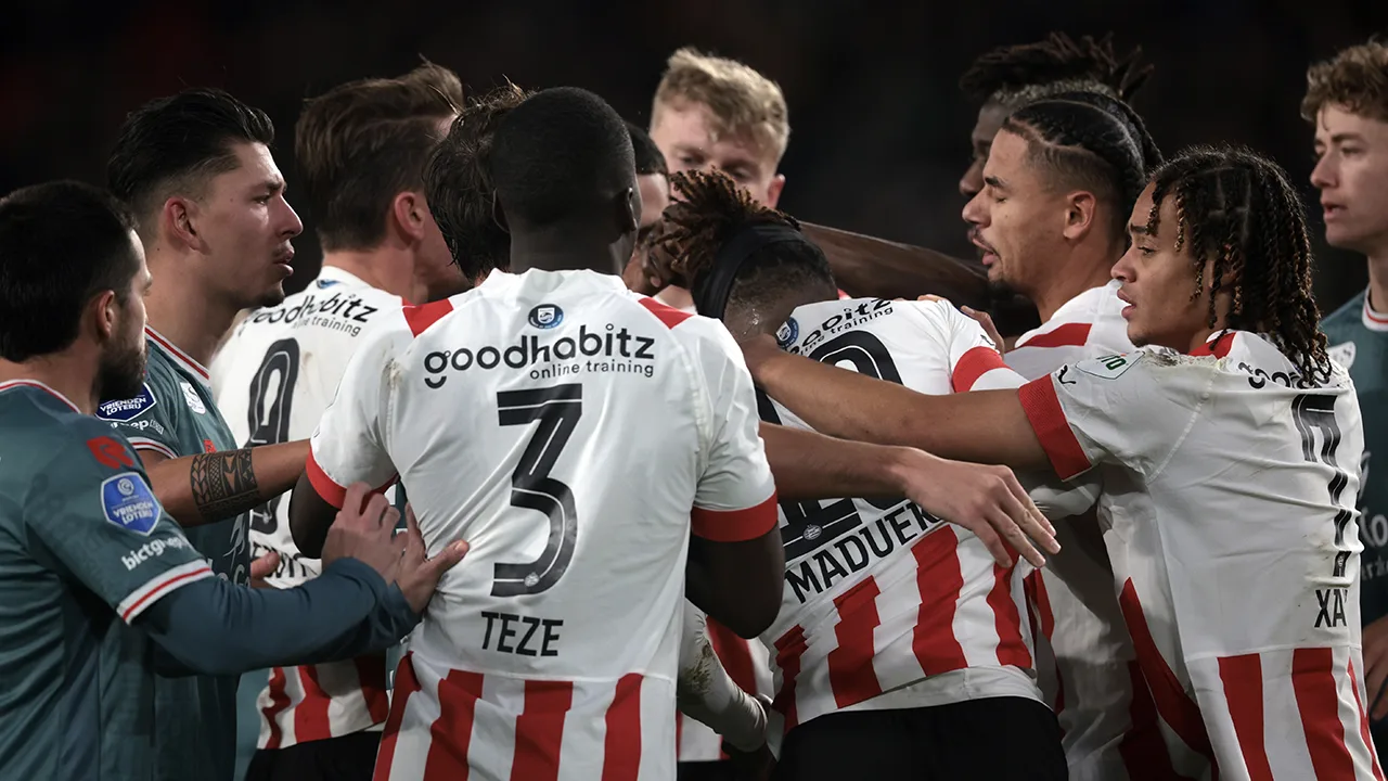 Matig PSV begint nieuwe jaar met puntenverlies tegen Sparta