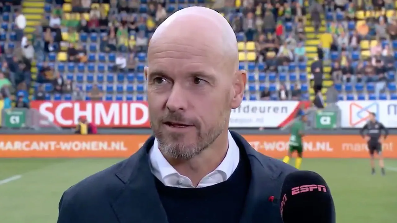 Ten Hag reageert op geruchten: 'Dan hebben jullie weer thema hé!'