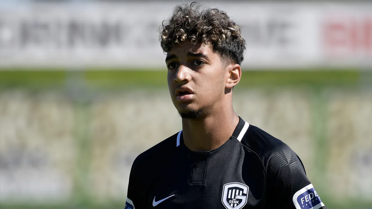 PSV neemt jeugdige middenvelder over van Genk