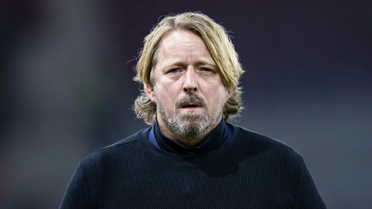 'In opspraak geraakte Mislintat niet op tribune bij Klassieker'