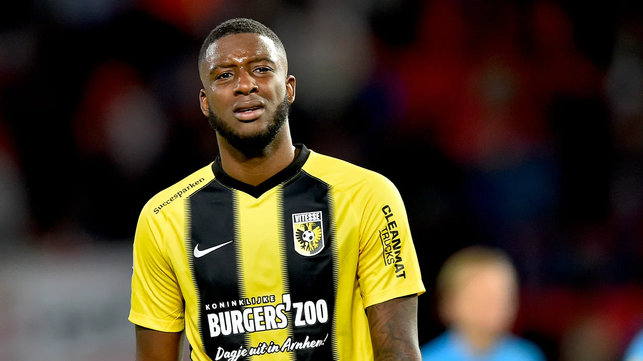 Vitesse laat Bazoer buiten selectie