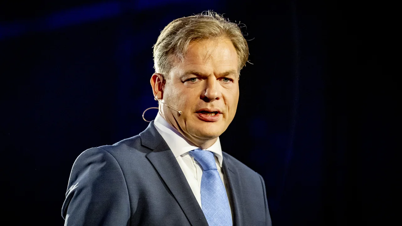 Nieuwe peiling: NSC van Pieter Omtzigt levert vier zetels in