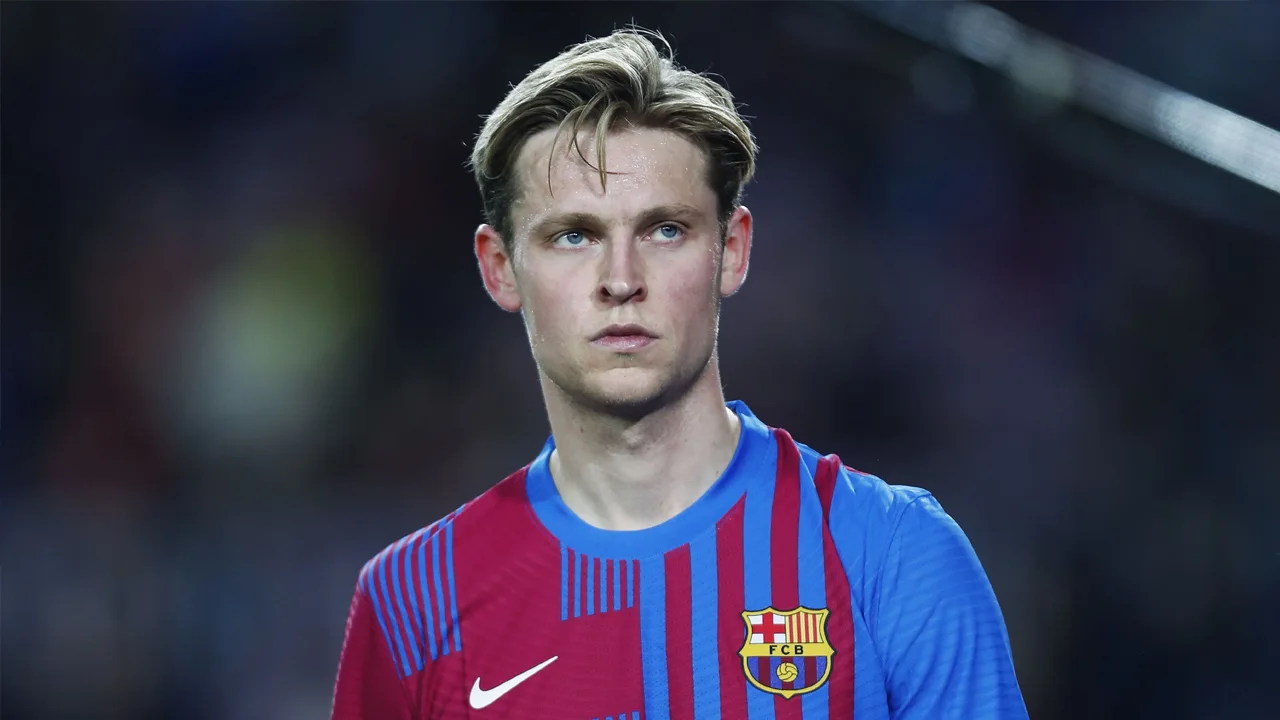 'Xavi vertelt De Jong persoonlijk dat hij bij FC Barcelona moet vertrekken'