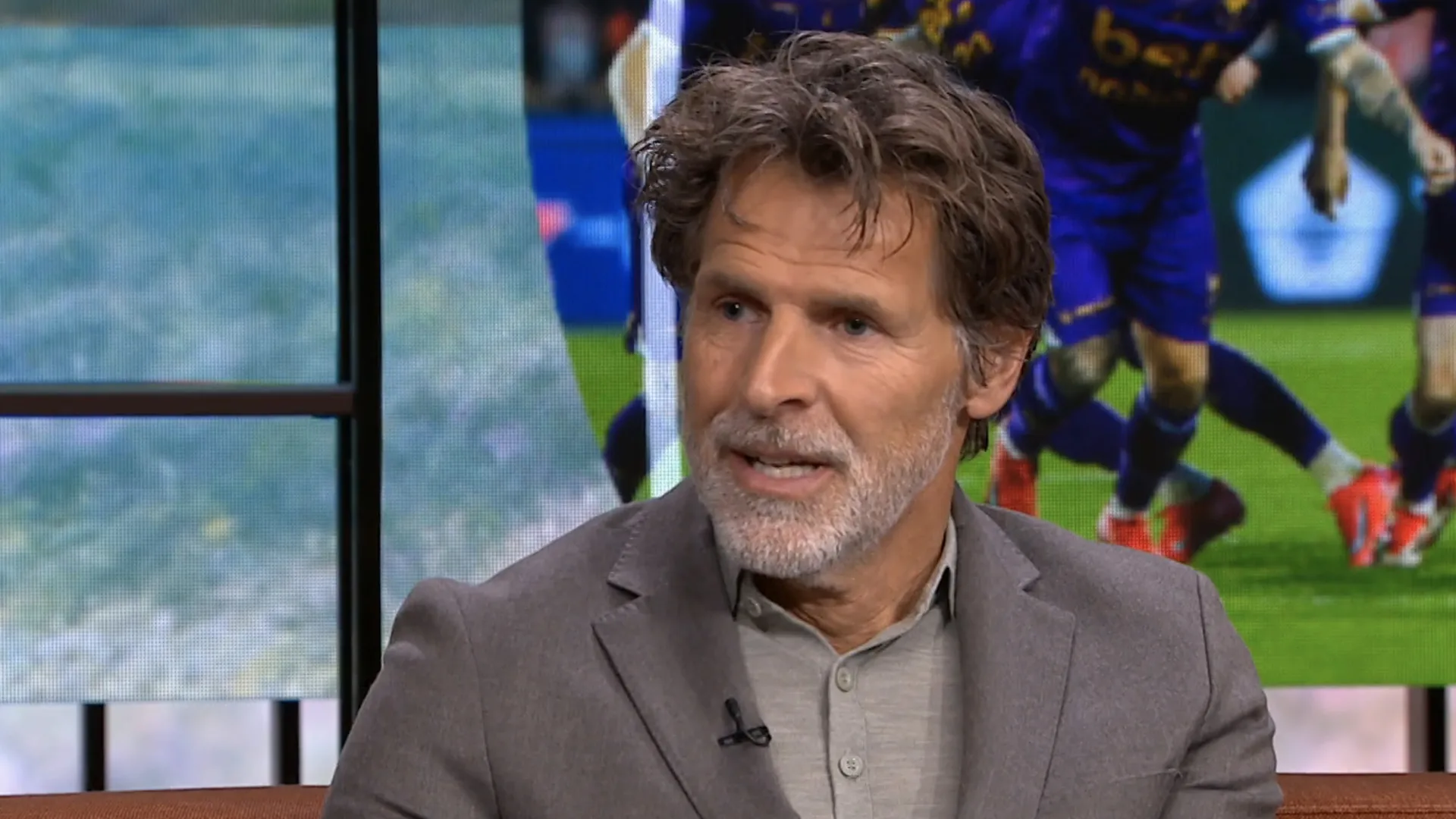 Toine van Peperstraten komt verspreking niet meer te boven: 'Top Clob in de Sop Tub'