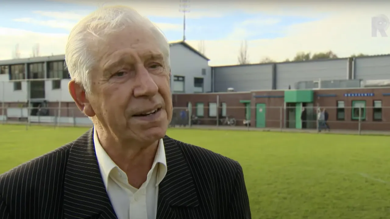 Clubtopscorer Feyenoord Cor van der Gijp (91) overleden