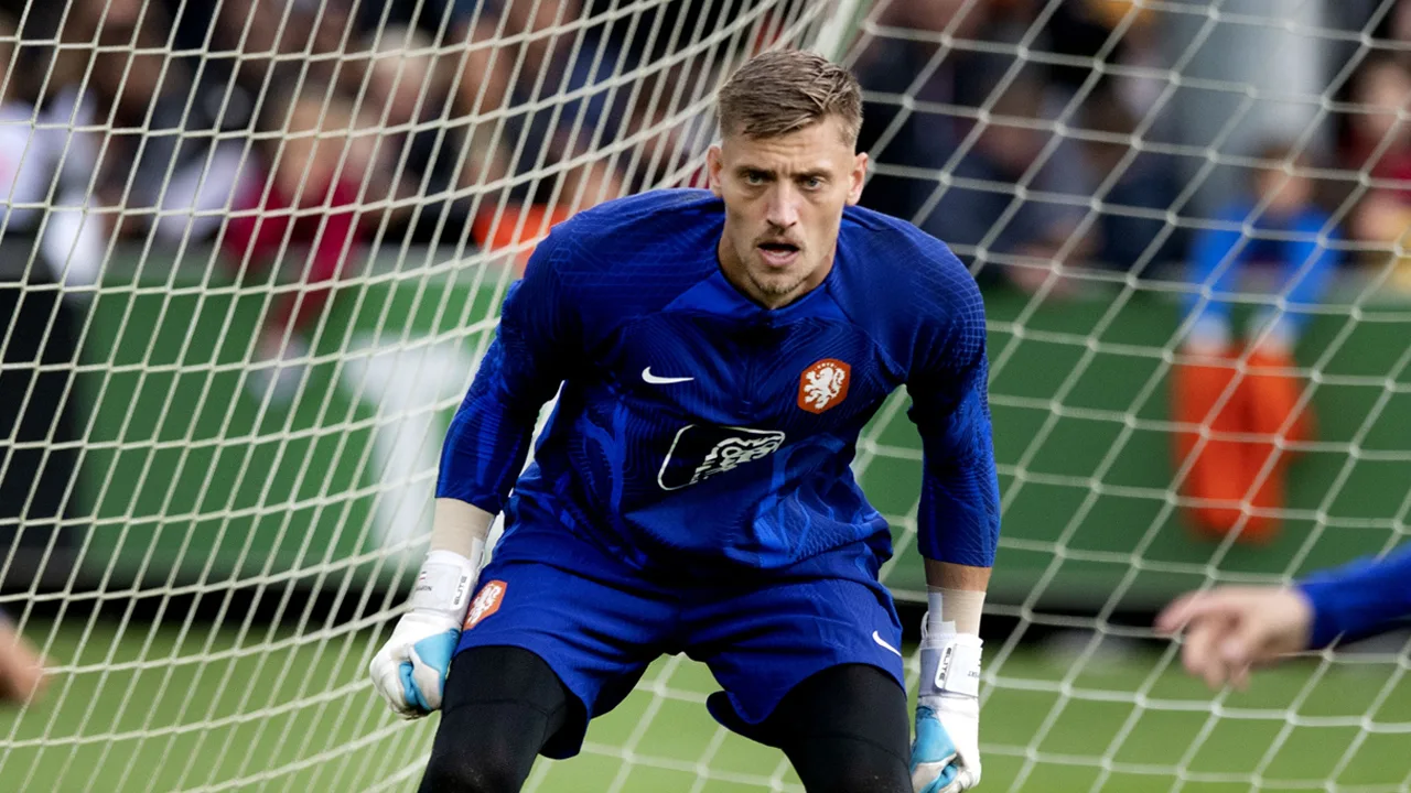 Bondscoach Van Gaal heeft slecht nieuws voor Noppert