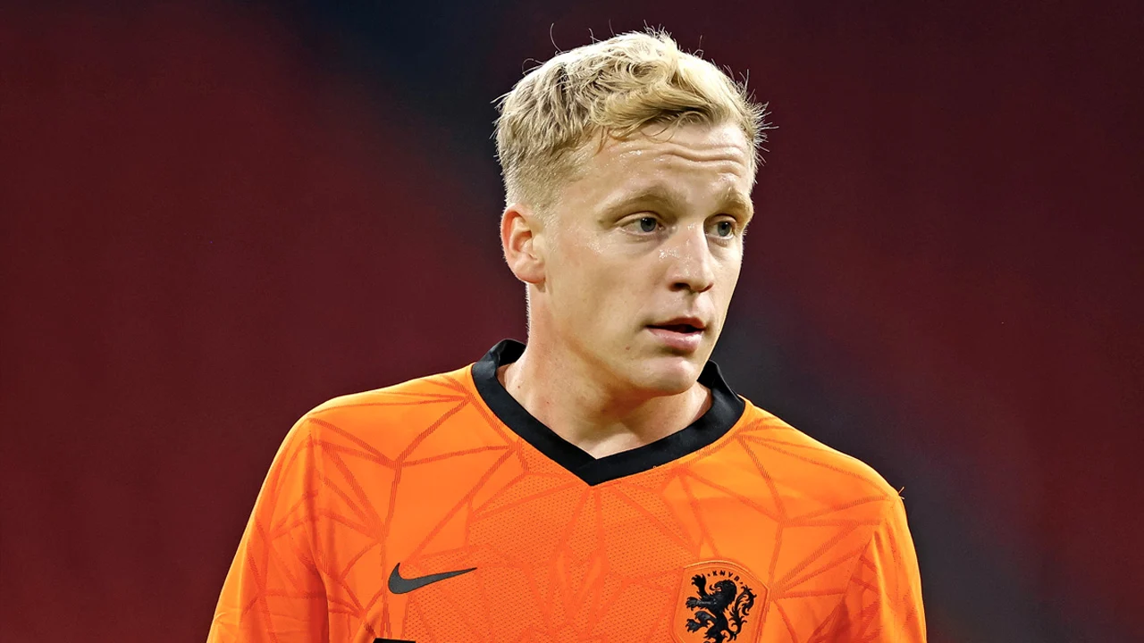 BREAKING: Van de Beek mist EK