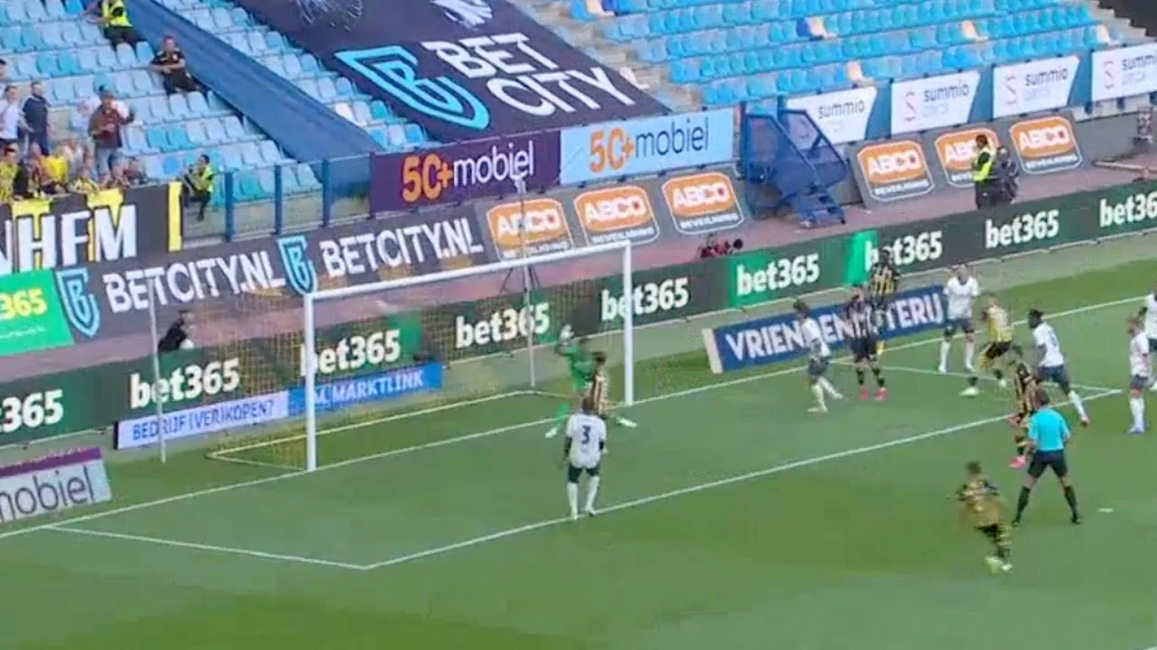 Van Ginkel zet Vitesse op voorsprong tegen PSV