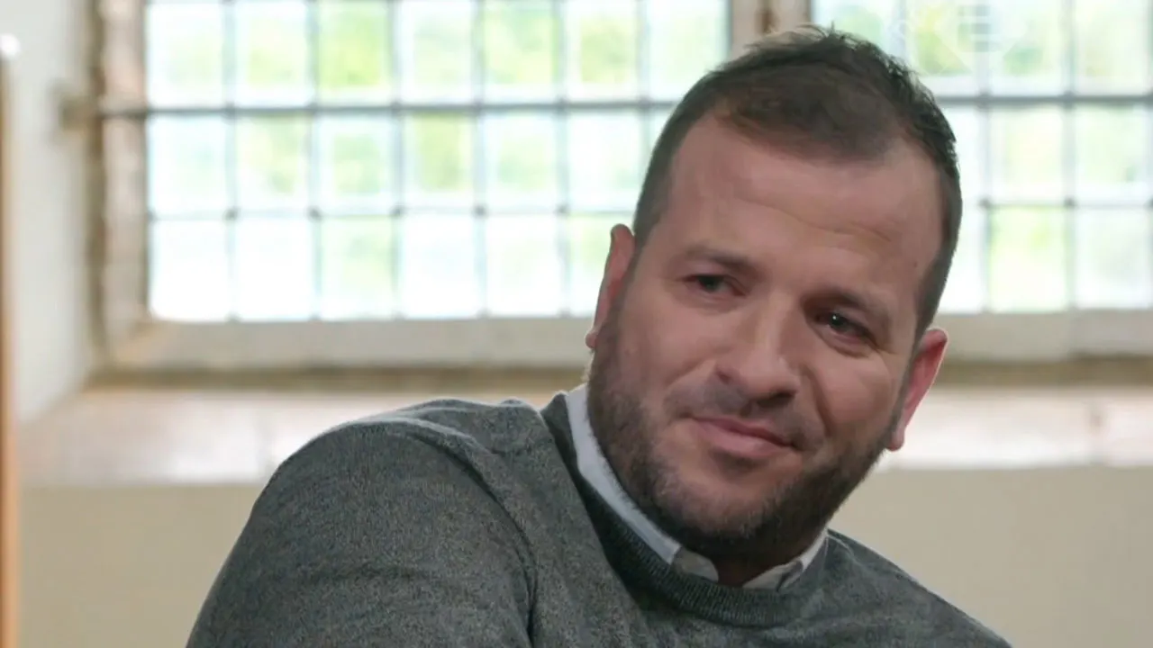 Van der Vaart emotioneel over bijzondere band met zijn vader: 'Een geweldige man!'
