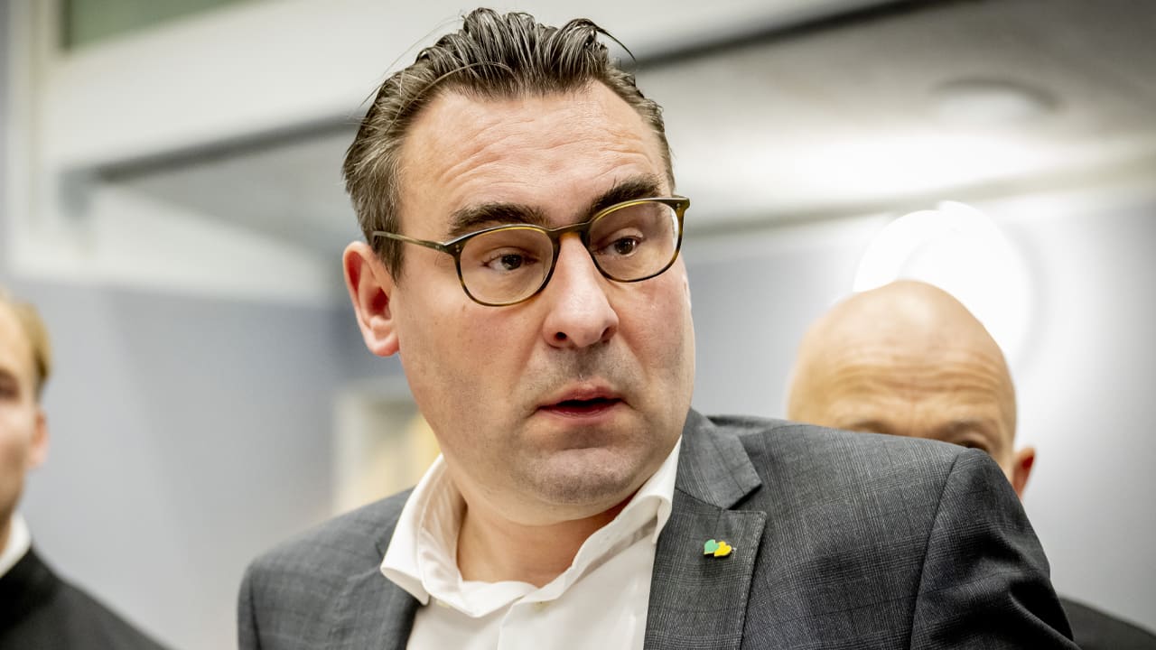 OM eist bijna 2 jaar celstraf tegen Haagse oud-wethouder Richard de Mos