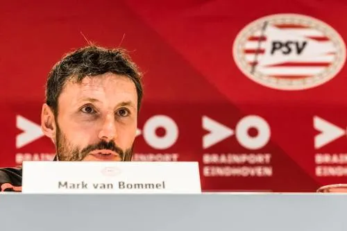 PSV met zo goed als fitte selectie naar Ajax