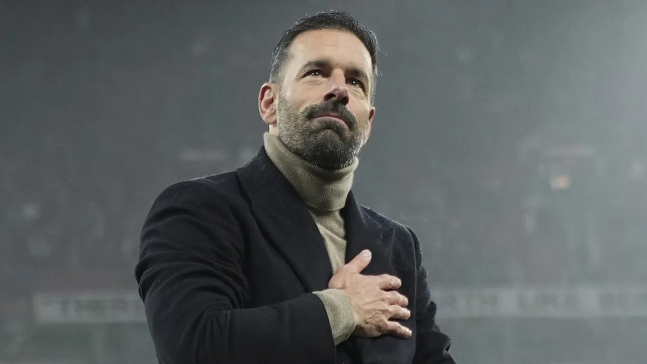 Manchester United wint laatste wedstrijd onder interim-manager Van Nistelrooij