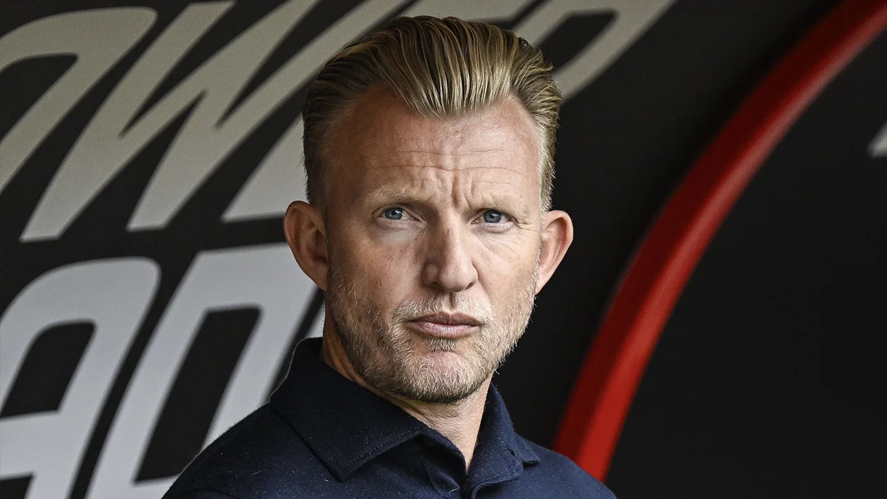Dirk Kuyt droomt nog altijd van trainerschap bij Feyenoord: 'Mijn tijd komt zeker nog'