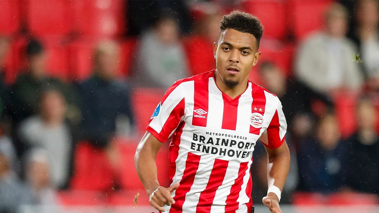 'Barcelona laat oog vallen op PSV-topscorer Malen'