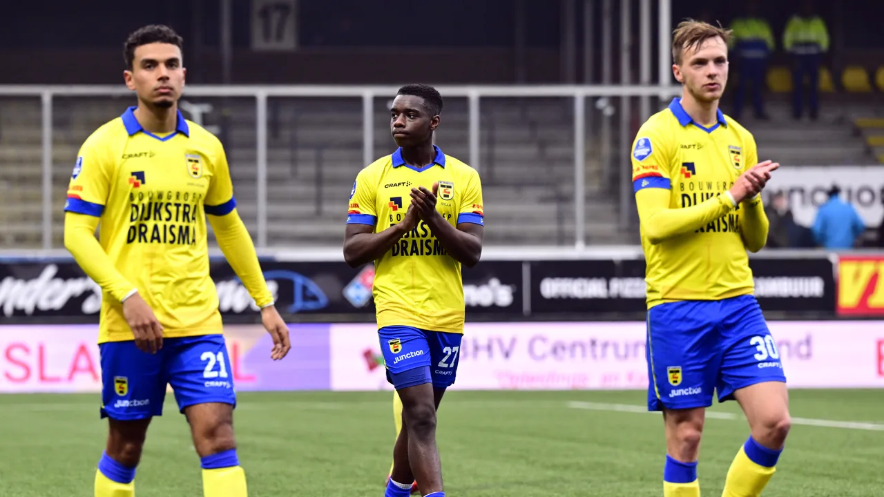 Cambuur kansloos onderuit en degradeert uit de Eredivisie