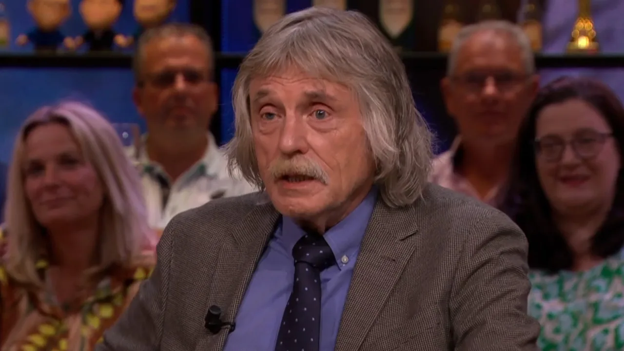 Johan onthult hoeveel hij kwijt is aan roken: 'Onverantwoord!'