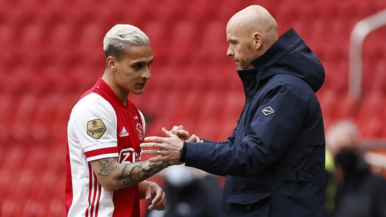 'Manchester United staakt jacht op Antony door hoge vraagprijs'