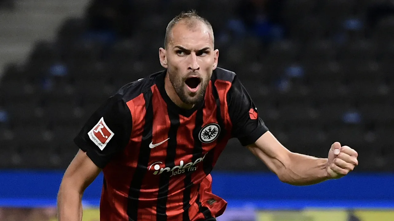 'Bas Dost maakt per direct overstap naar Club Brugge'