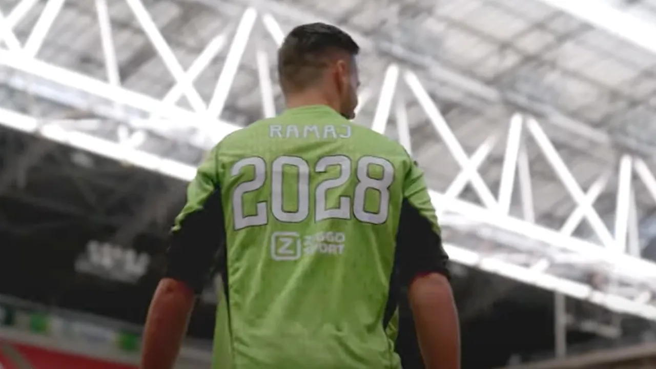 Officieel: Duitse doelman Diant Ramaj tekent voor vijf seizoenen bij Ajax