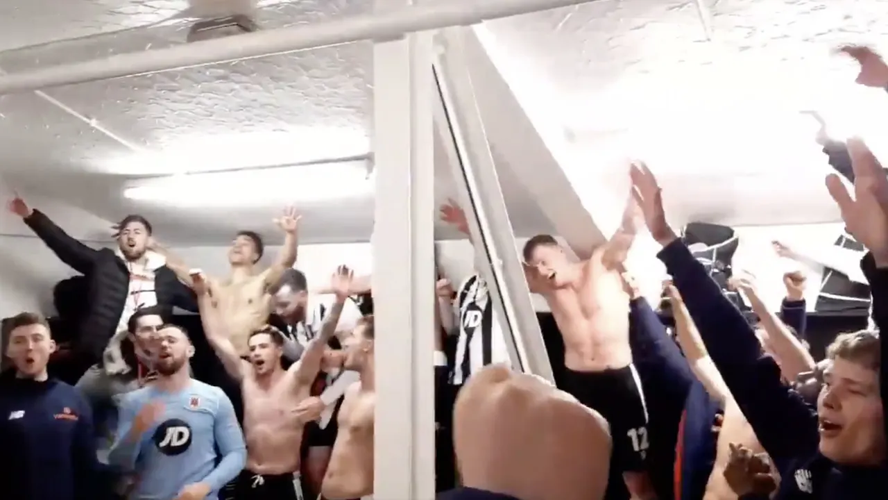 Amateurs van Chorley zingen keihard mee met Adele na stunt in FA-cup