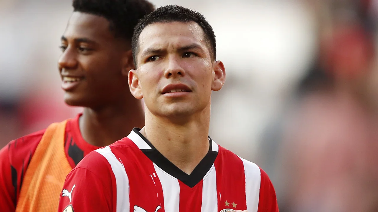 PSV voorlopig zonder geblesseerde aanvaller Lozano