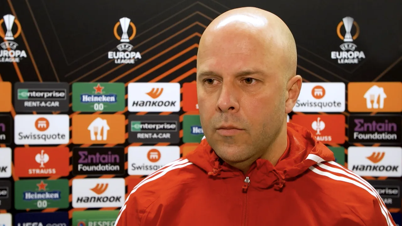 Arne Slot: 'Op een dag als vandaag komt dat wel even binnen'