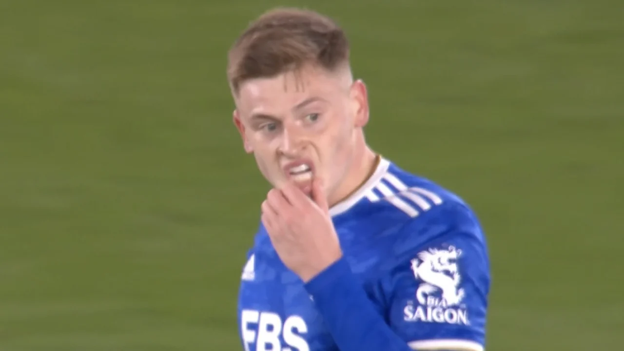 KANS: Barnes raakt de lat namens Leicester City