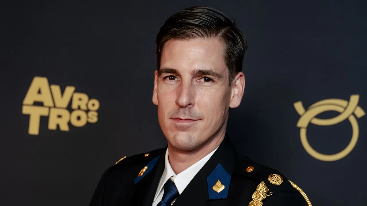 Rijbewijs van politievlogger Jan-Willem ingevorderd, reed 51 kilometer te hard