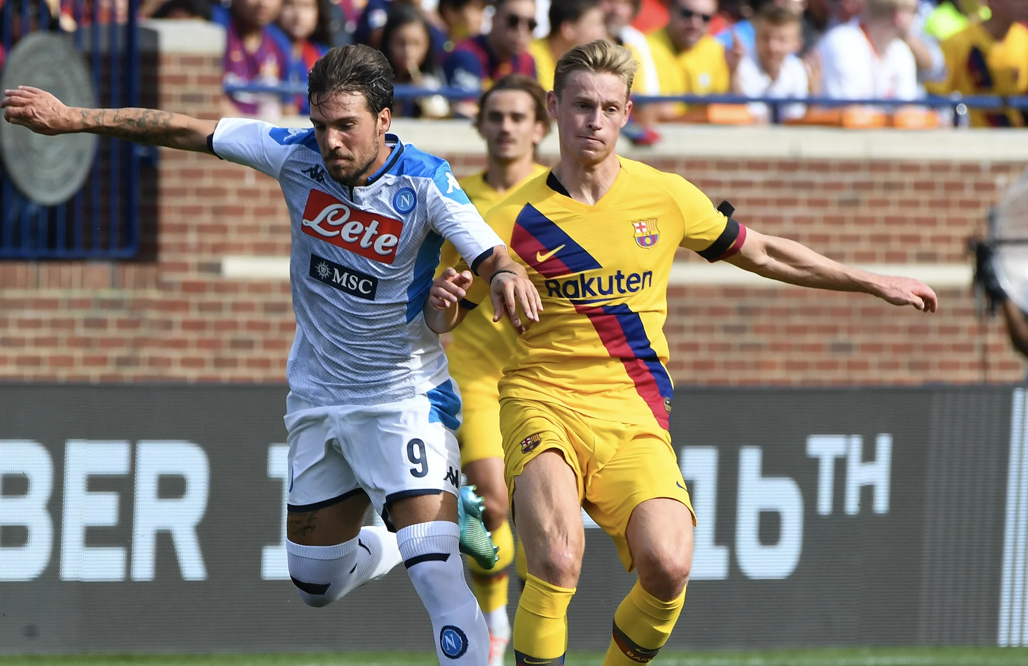 Barcelona met De Jong verslaat Napoli