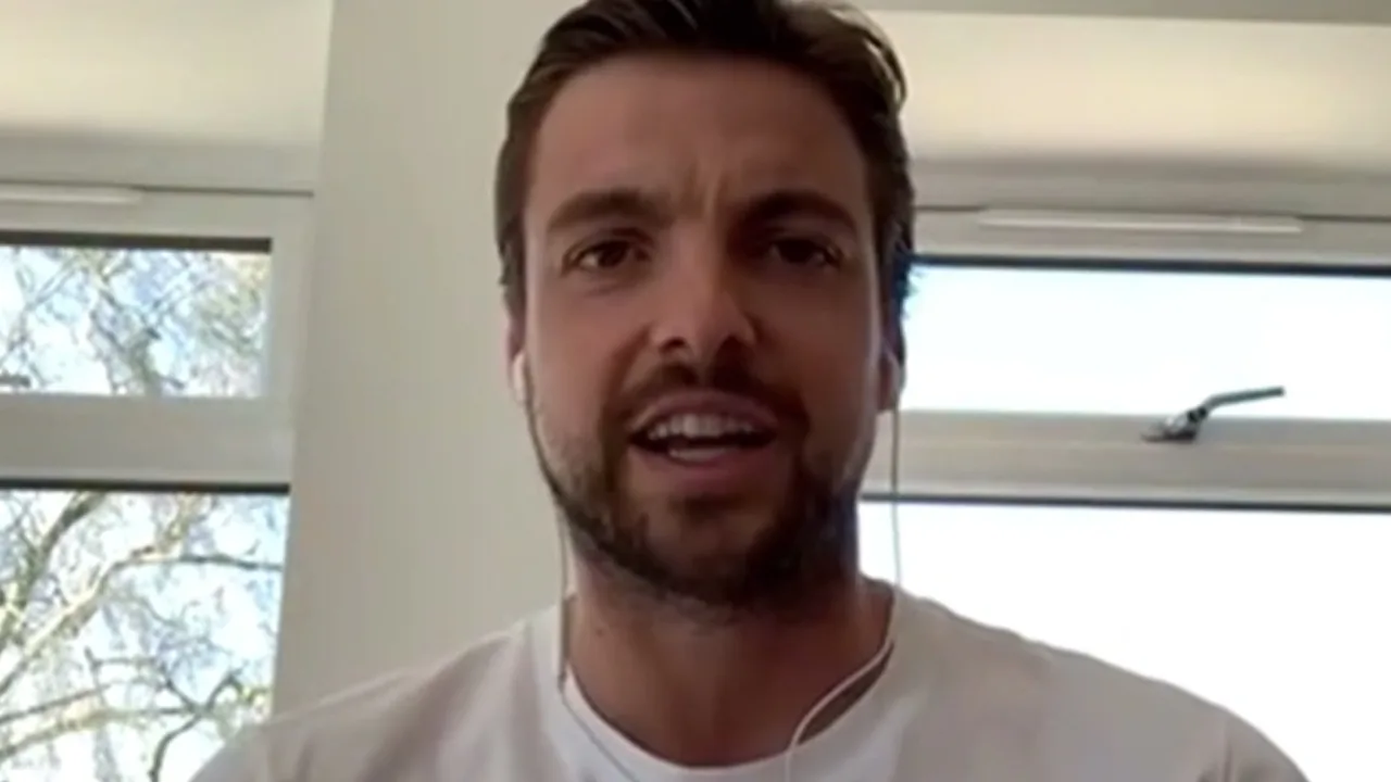 Oudere supporter hing telefoon direct op: 'Hij geloofde niet dat ik Tim Krul was!'