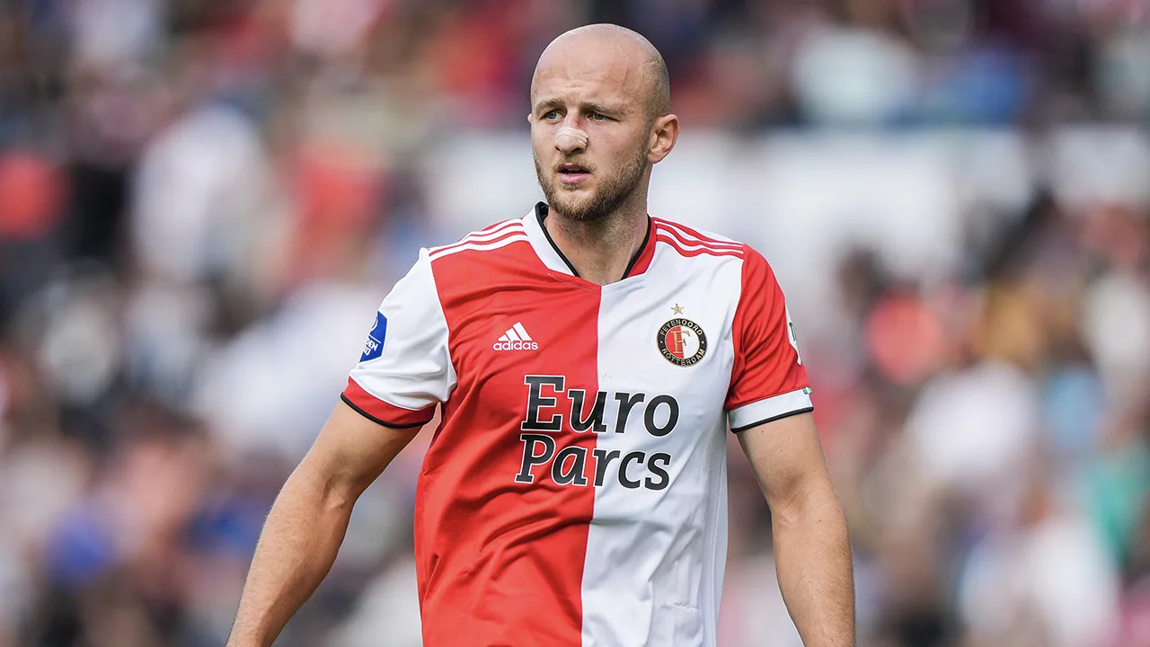 Gernot Trauner legt uit waarom hij altijd met een pleister op zijn neus speelt