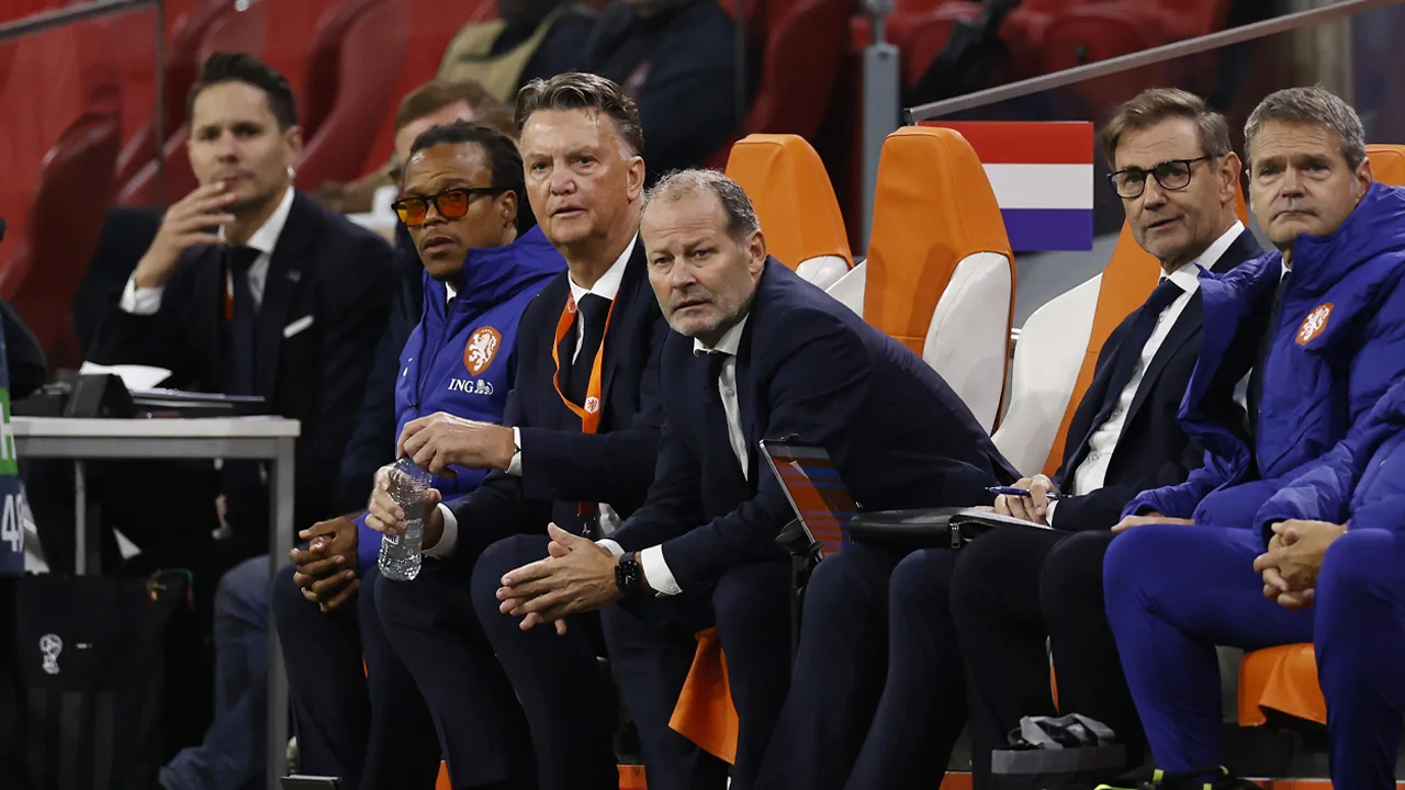 'De droomrechtsback van de technische staf van Oranje speelt bij Feyenoord'