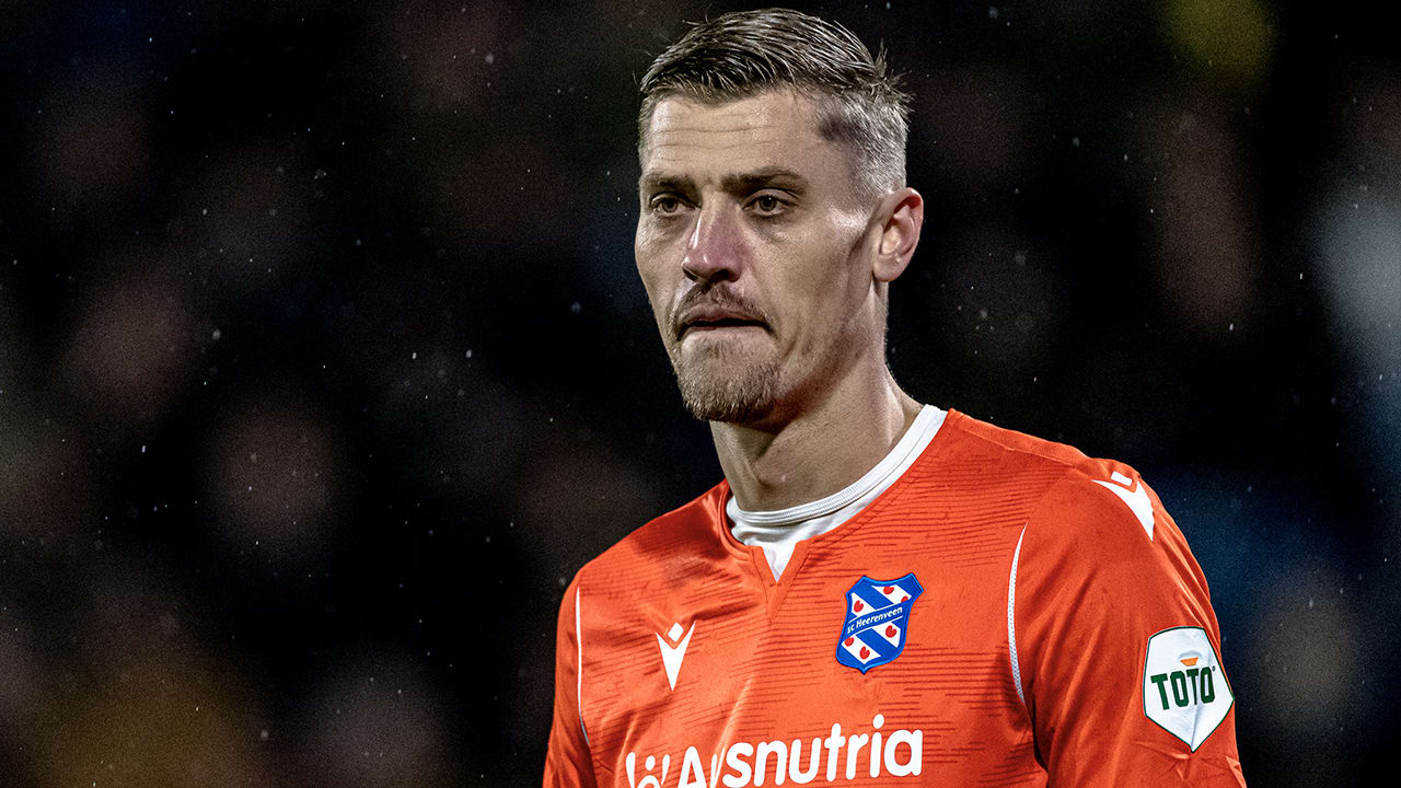 Waarom Andries Noppert tegen RKC niet in het oranje wilde keepen