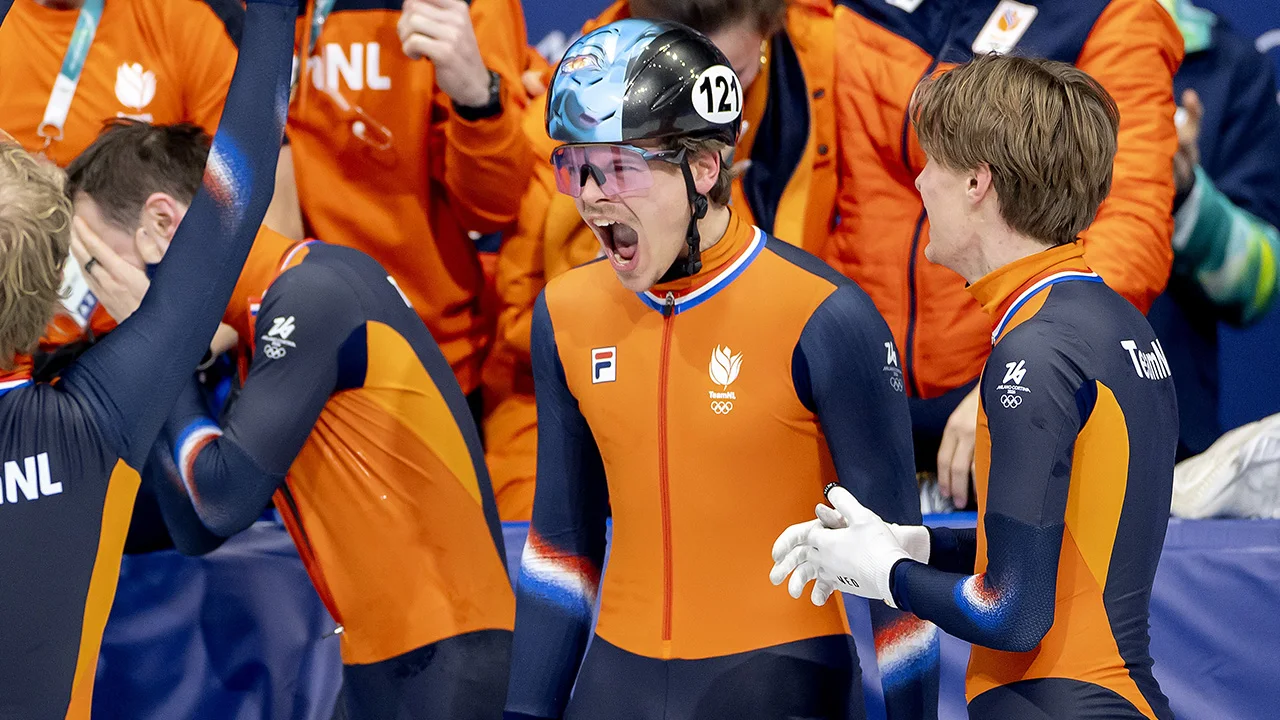 Shorttrackmannen bezorgen Nederland op aflossing achtste goud op Olympische Spelen