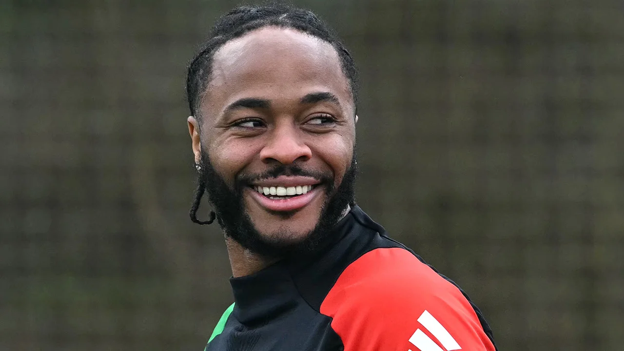 ‘Feyenoord speciaal voor aanwinst Raheem Sterling op mini-trainingskamp’