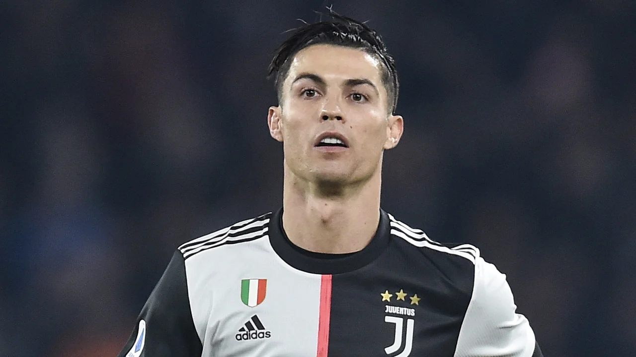 'Europese voetbalclubs in voortbestaan bedreigd'