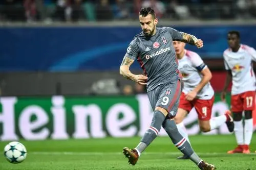 Negredo stapt over naar Al-Nasr
