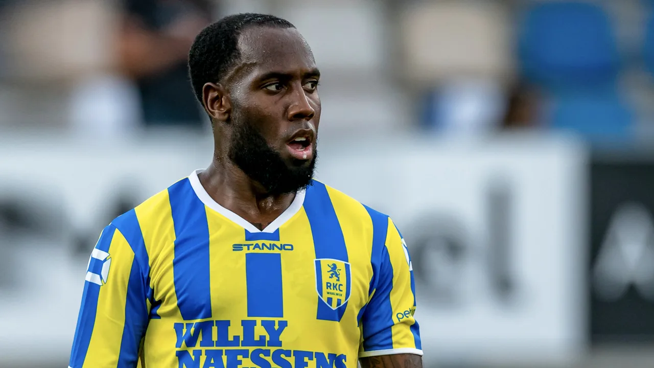 Carrièreswitch voor clubloze Vurnon Anita