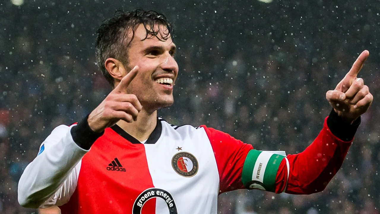 Robin van Persie aan de slag als spitsentrainer bij Feyenoord
