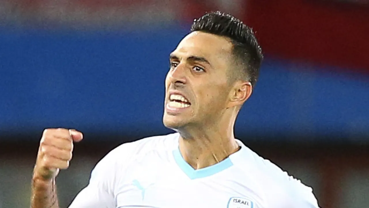 Zahavi scoort hattrick voor Israël