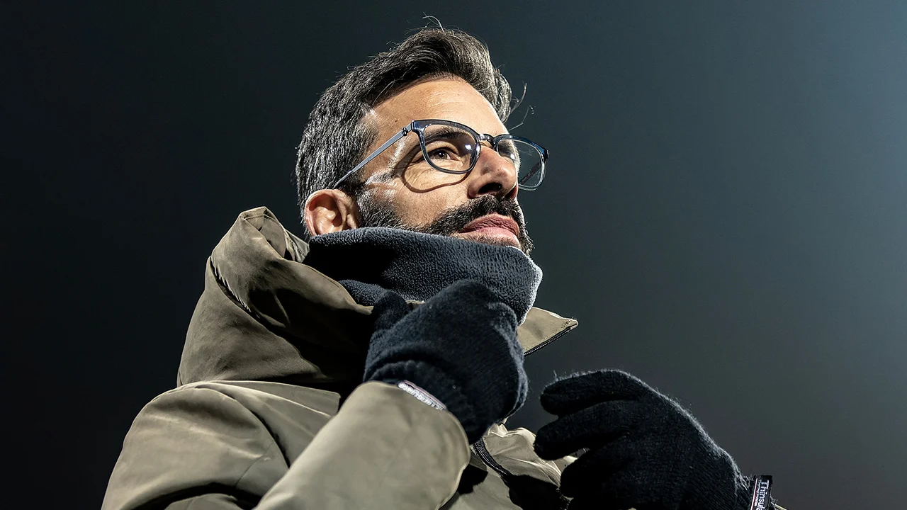 'Ruud van Nistelrooij volgend seizoen definitief nieuwe hoofdtrainer PSV'