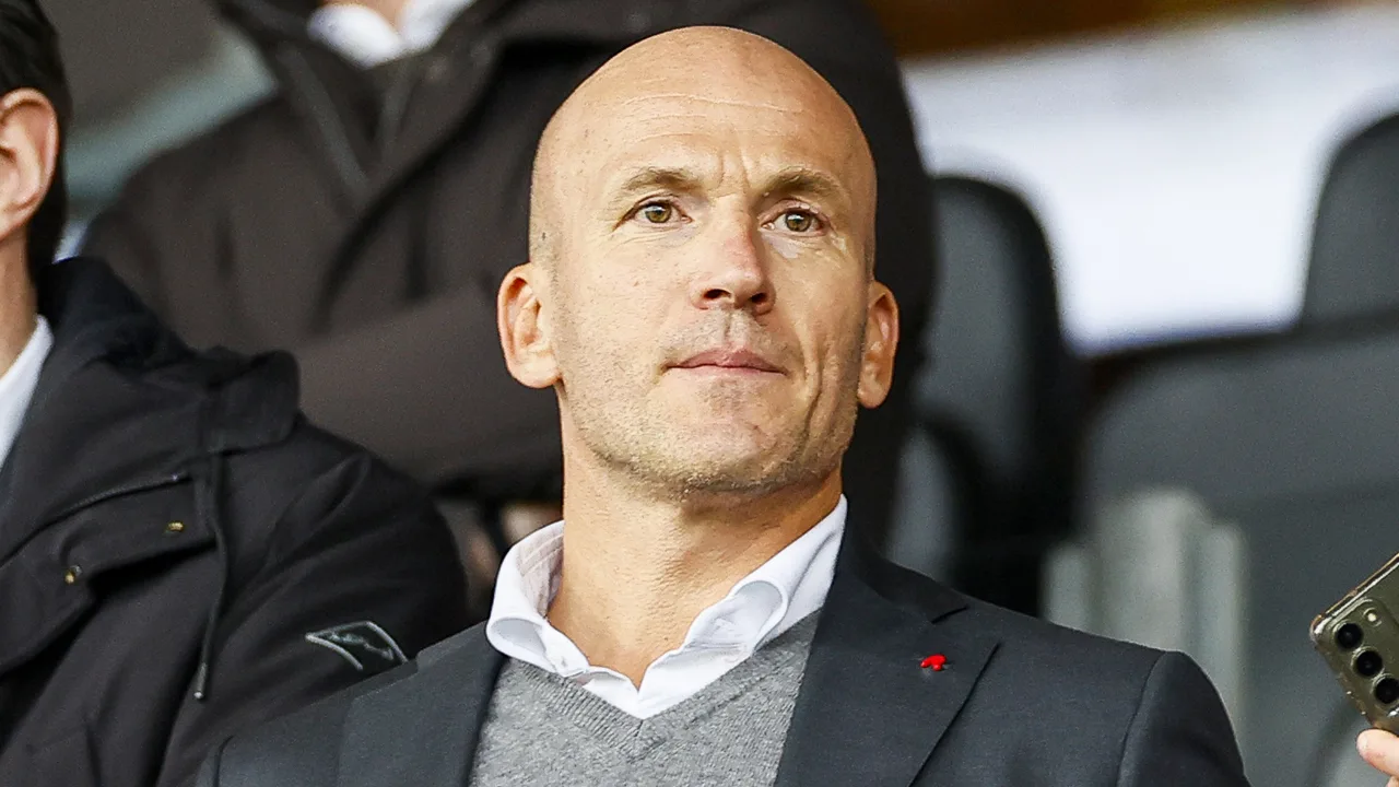 Alex Kroes: 'Als Ajax niet minimaal derde wordt, heb ik gefaald!'