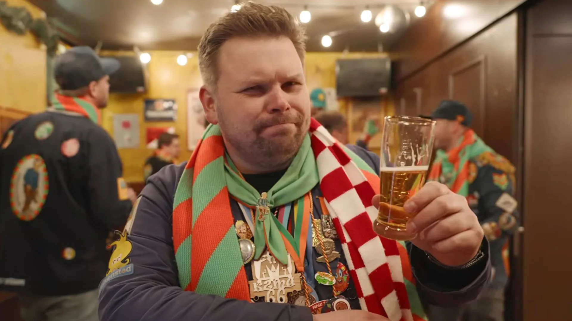 Videoclip van carnavalskraker Thomas van Groningen en Henk Westbroek offline gehaald