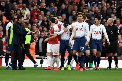 Boetes voor Arsenal en Tottenham