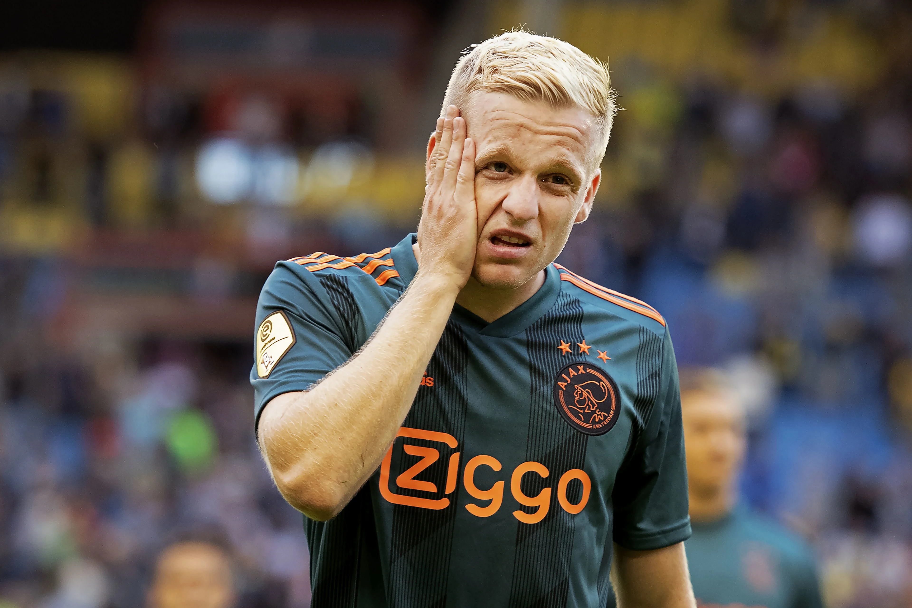 Ajax zonder Van de Beek en Mazraoui tegen Lille