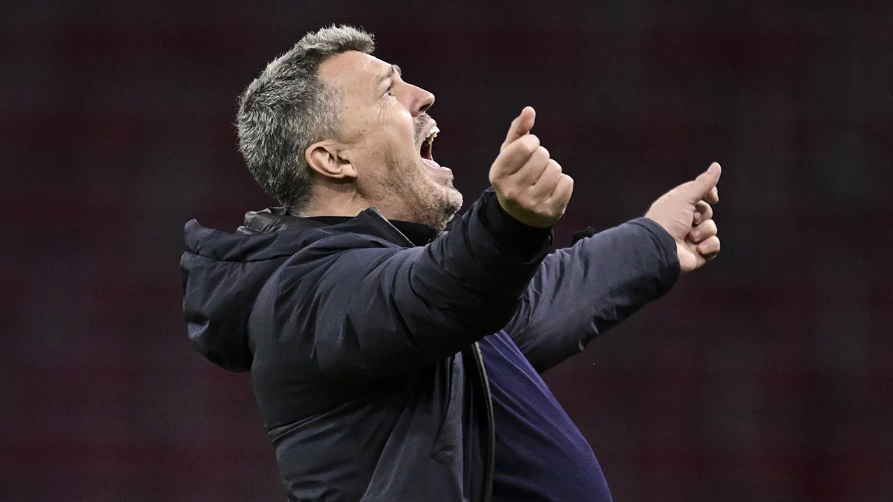 Óscar García-effect zorgt voor ruime Ajax-overwinning op Sparta Rotterdam