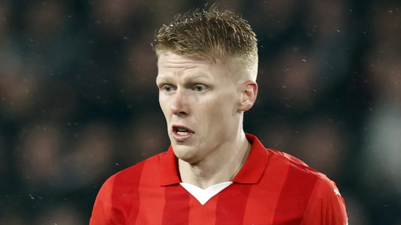 Peter Bosz vindt dat Jerdy Schouten plek in selectie Oranje verdient