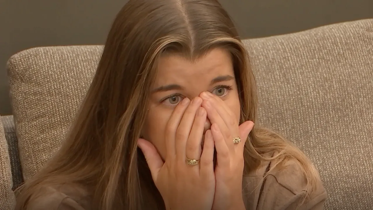 Video: Chess belt met haar vriend in De Bondgenoten: 'Dit kan niet wat jij doet!'