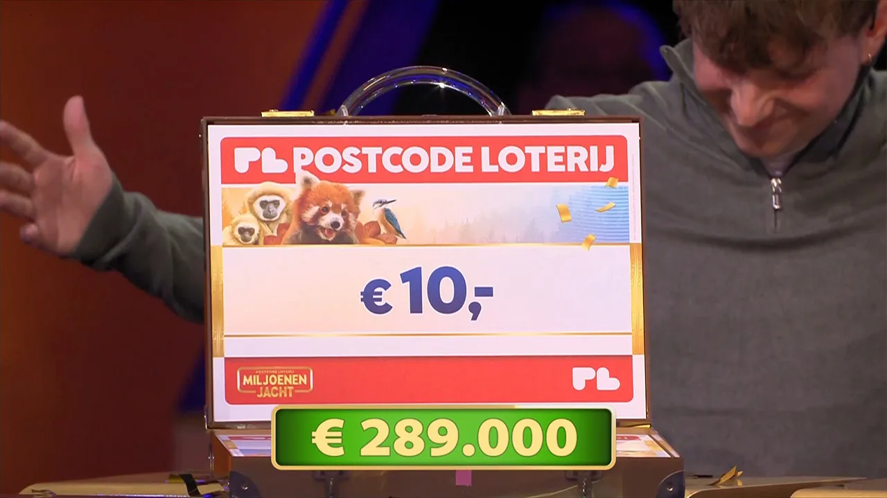 Jasper (28) wint €289.000 met koffertje ter waarde van €10 bij Miljoenenjacht