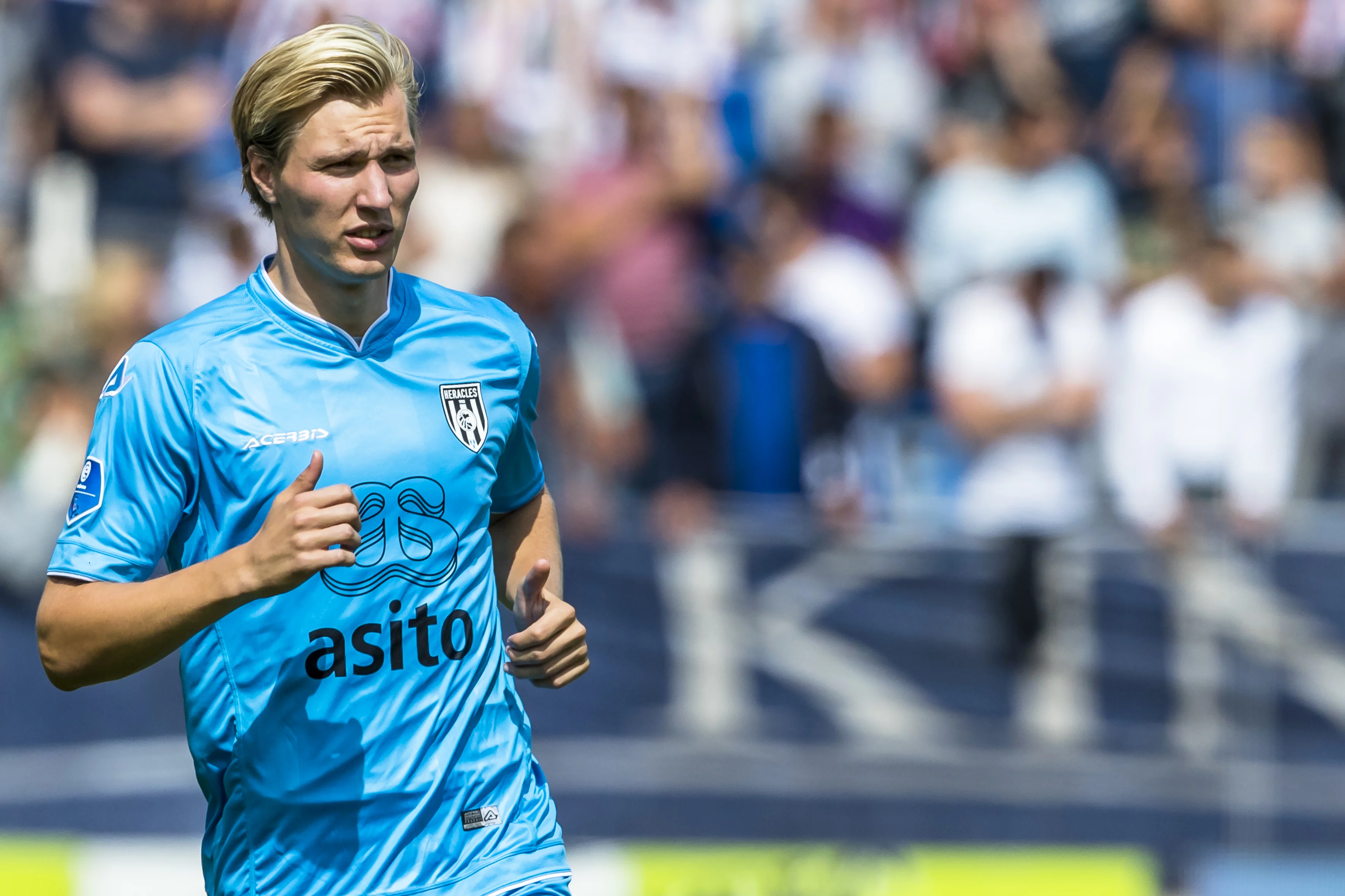 Koploper Den Bosch huurt Vermeij van Heracles